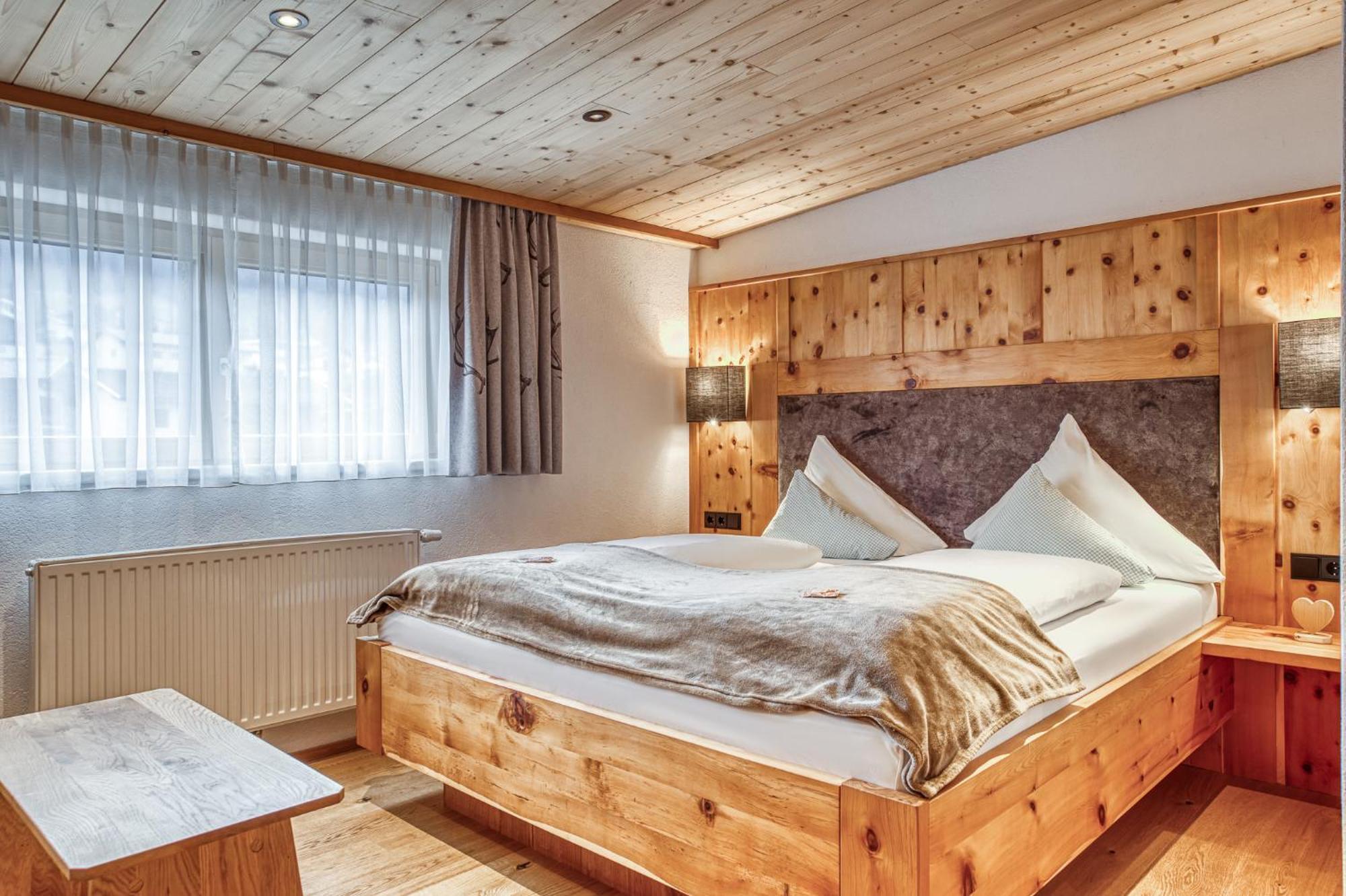 Hotel Alpenstolz Mieders Room photo