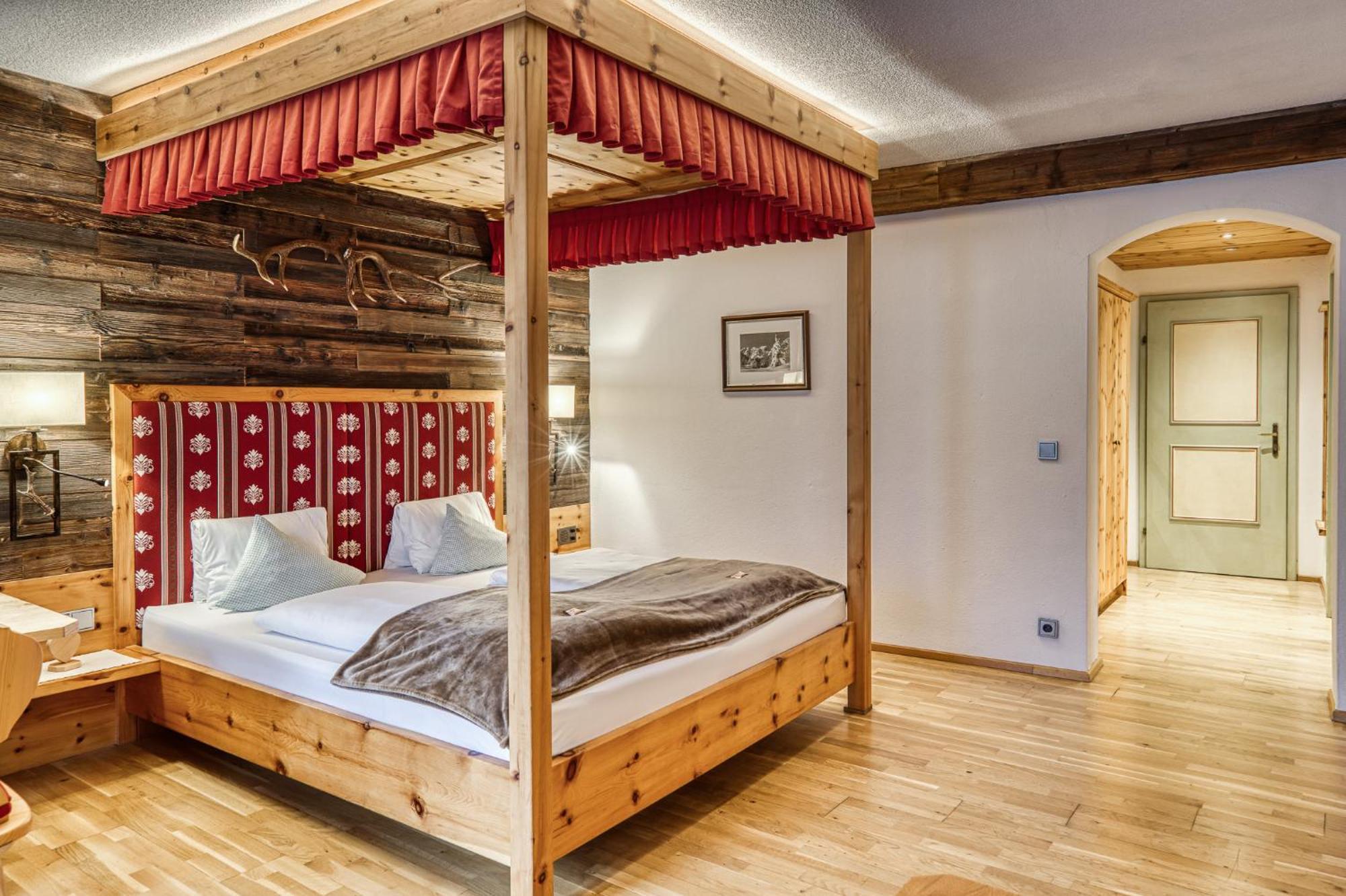 Hotel Alpenstolz Mieders Room photo