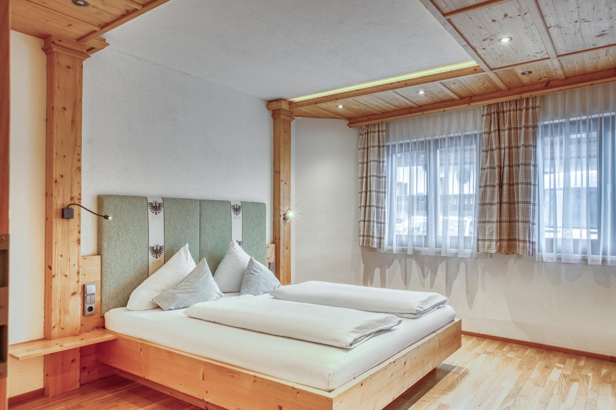 Hotel Alpenstolz Mieders Room photo